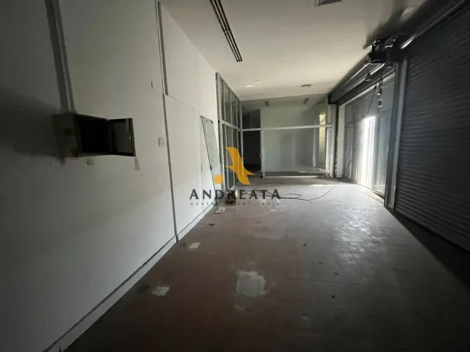 Aluguel de Loja, 816 m², por R$ 13 mil em Vicente de Carvalho.