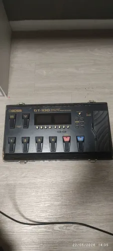BOSS GT100 + Fonte + Case + Presets