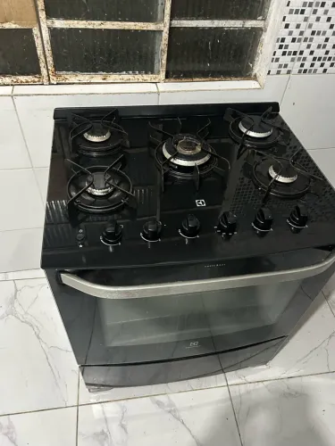 Fogão Electrolux 5 bocas mesa em vidro