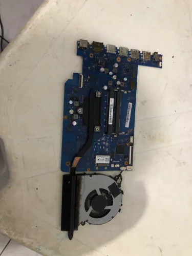 Placa mãe notebook Samsung core i5 7a geração com cooler