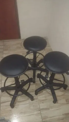 Banqueta giratória estofado
