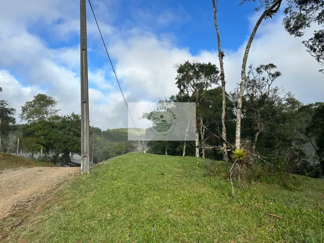 Terreno para sitio na subida da serra, condominio fechado, pagamento parcelado facilitado