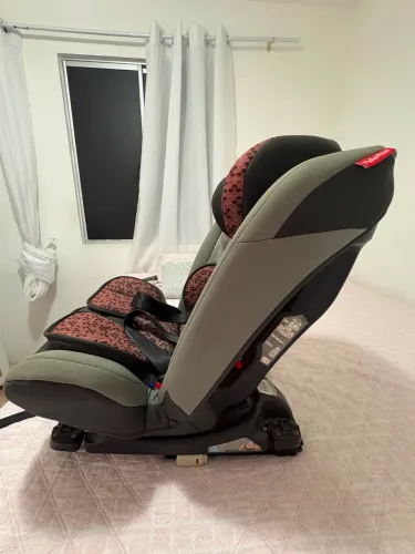 Cadeirinha de Carro FISHER PRICE com ISOFIX
