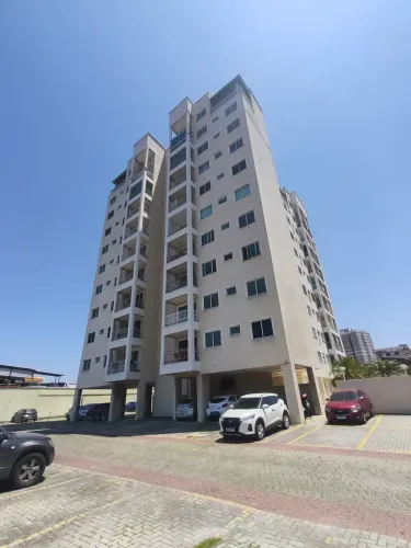 Apartamento próximo a UECE, com elevador , piscina e 2 vagas