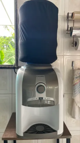 Bebedouro de Água Esmaltec de Mesa - Refrigerado por Compressor Gelágua EGM30 
