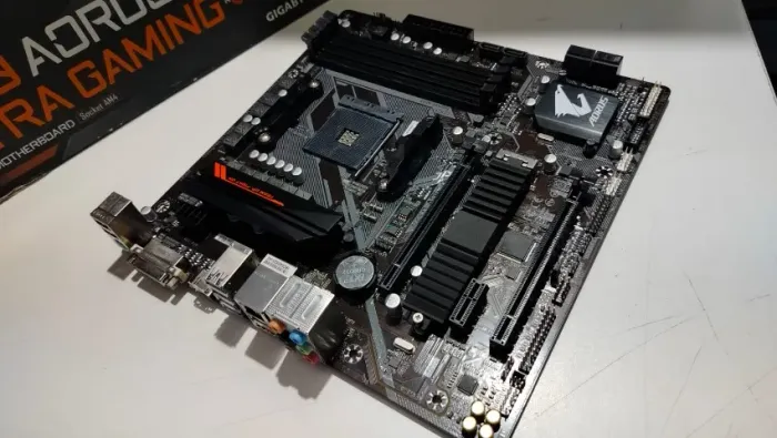 Placa Am4 B450 Aorus M  AM4