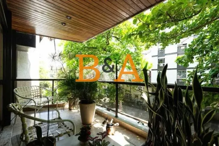 B&A Vende Apartamento duplex em Ipanema com 199 m², 3 quartos, 2 varandas e 2 vagas