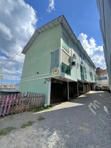 Sobrado à venda no bairro Ana Rech - Caxias do Sul/RS