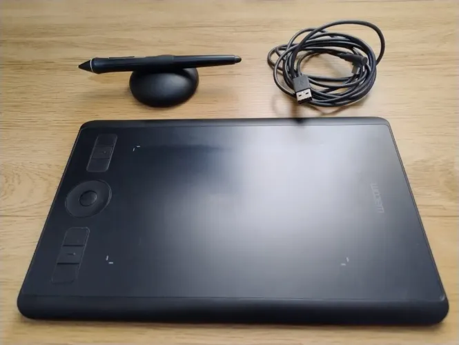 Wacom Intuos Pro Small PTH-460