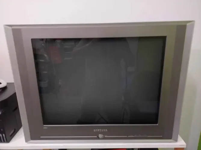 TV Samsung 29 S-Video e Vídeo componente