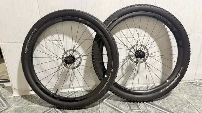 Par de rodas roval control Carbon