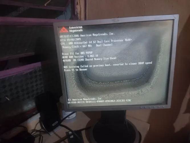 Monitor tela manchada 