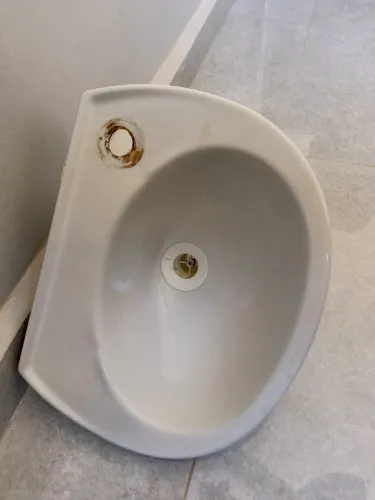 Pia para banheiro em perfeito Estado