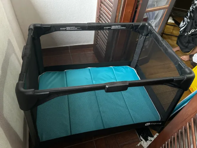 Berço portátil 4moms Breeze impecável