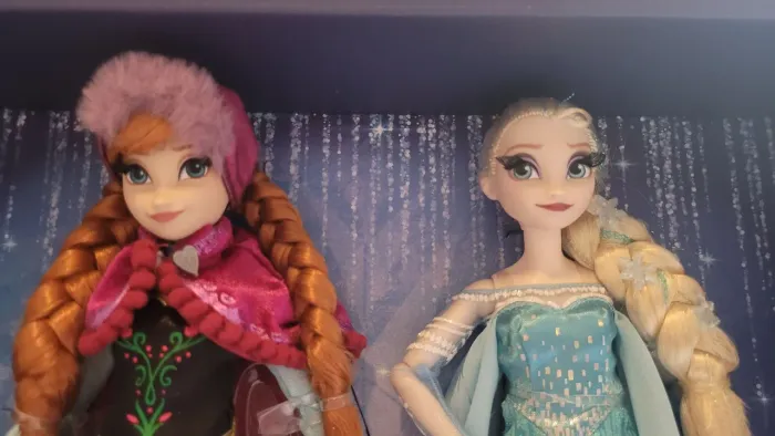 Bonecas Frozen 10 anos Mattel Anna e Elsa Set