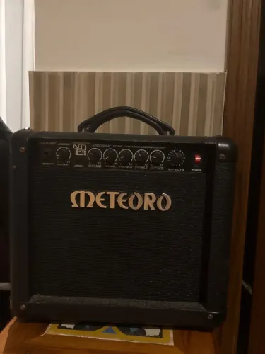 Amplificador Meteoro NDE 15W