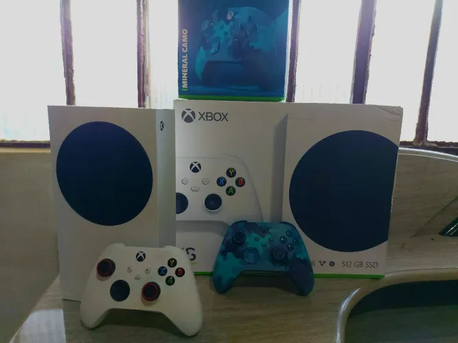 XBOX SÉRIES S + CONTROLE MINERAL CAMO