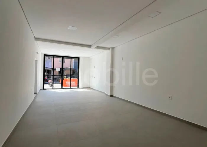 Sala comercial no comercial Verona em Balneário Camboriú