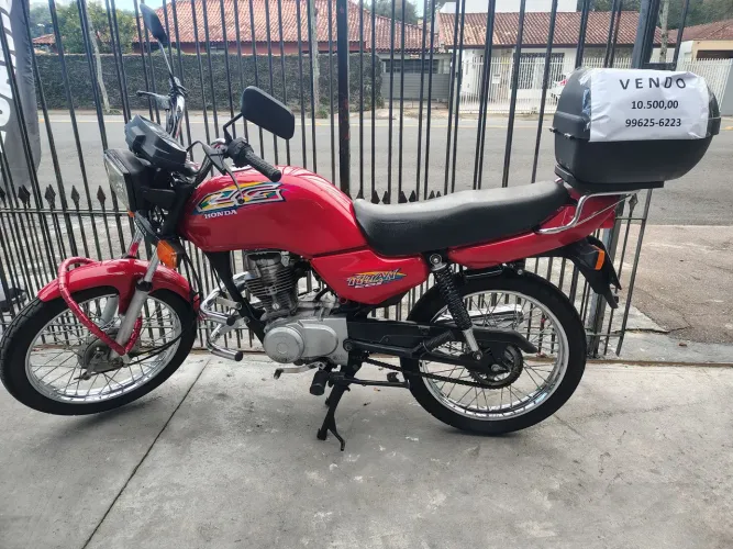 Vendo moto Titan 125 relíquia 