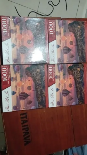 Quebra cabeça 1000 peças