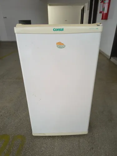 Vendo Freezer Vertical Consul 66lts