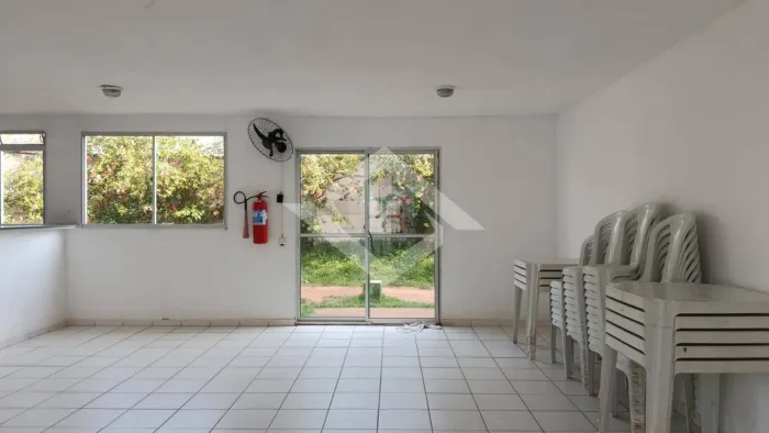 Apartamento 2 Quartos 43m² em Cosmos RJ Condomínio Completo