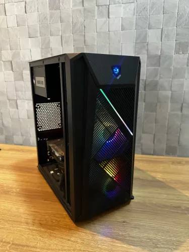 PC Gamer RYZEN 7 4700S / PRONTO PARA USAR!
