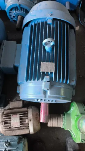 Vendo motor Weg trifásico 40 CV 6 polos 
