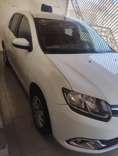 Renault Logan Expression Hi-flex 1.6 8V 4P 2015