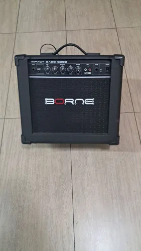 Amplificador Borne Impact Bass CB60 Transistor para contrabaixo de 20W cor preto
