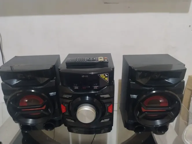 SOM MINI SISTEN - LG FUNCIONANDO TODAS AS FUNÇÕES - CD, BT E PENDRIVE.