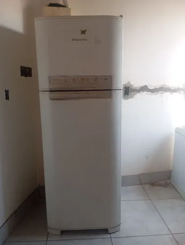 Geladeira Eletrolux 