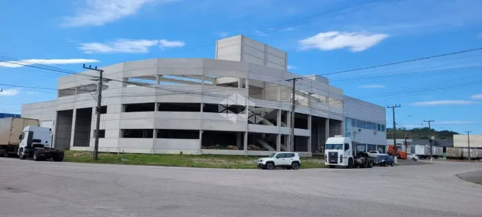 Galpão Comercial de Alto Padrão à Venda no CEIP - Palhoça/SC