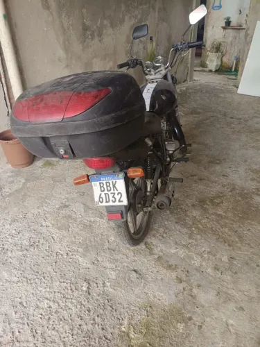 Esta parada ,tem que arrumar o carburador e tampa de tanque 
