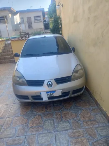 Renault Clio Hi-flex 1.0 16V 5P 2012