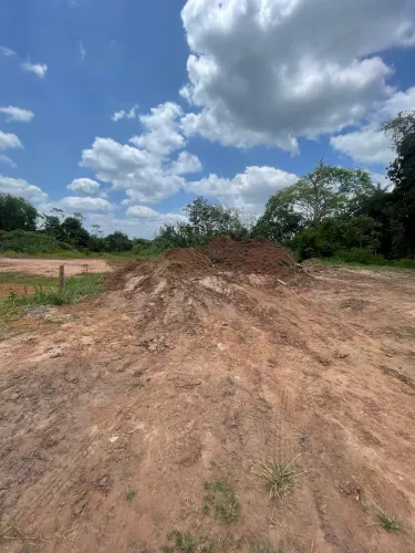 Vende-Se terreno em Santo Antônio do taua na rua da quinta na rua do campo