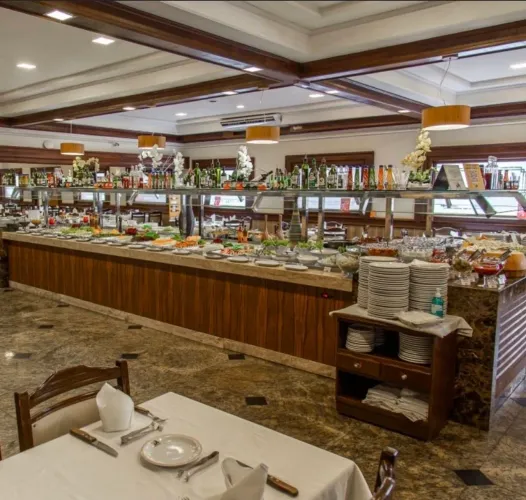 Assistente de serviços de restaurante