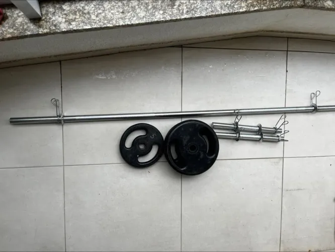 KIT ACADEMIA (50kg em Anilhas + barras)