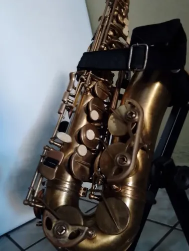 Sax alto em si Bemol R$1.589