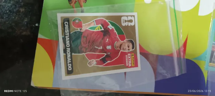 Figurinha da copa extra Stiker CR7 Gold 