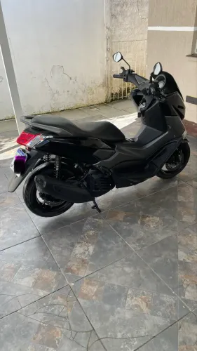 Yamaha Nmax com abs- Excelente estado