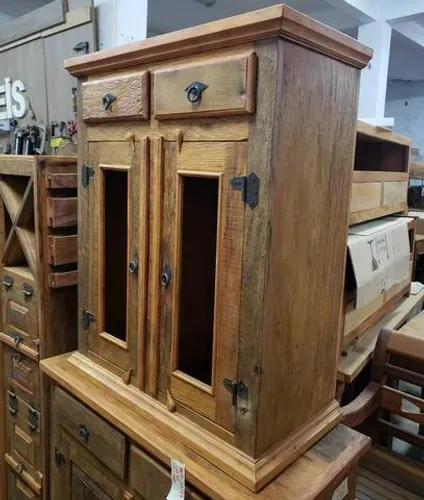 Cristaleira Planejada Rústica com Porta Taça