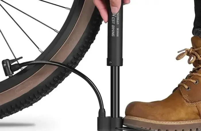Bomba de ar Westpump para bicicletas em geral 