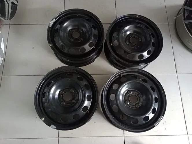 Rodas Novas Aro 15 Aço -Toyota Etios 