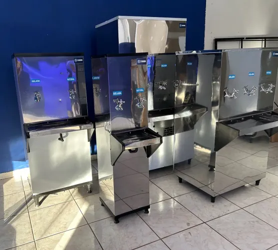 Bebedouros industriais de 25L a 200L