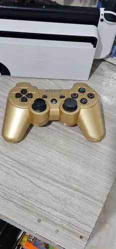 PS3 EDIÇÃO DOURADO ITEM EXPETACULAR. VAI SEM TESTE PS3 NAO TENHO MAIS