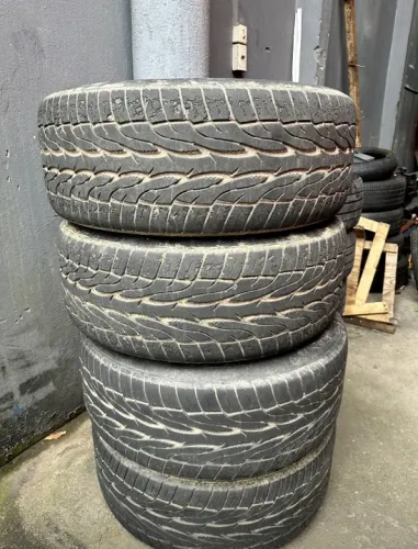 Jogo pneu Toyo 265/55r20