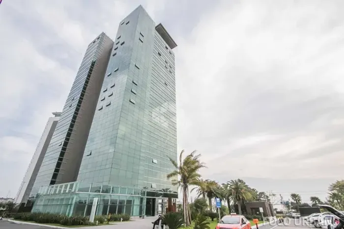 Sala comercial no Diamond Tower , bairro Cristal