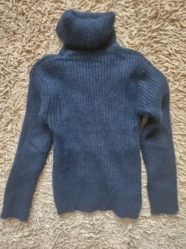 Malha lã em cashmere azul marinho - ótimo estado desapega