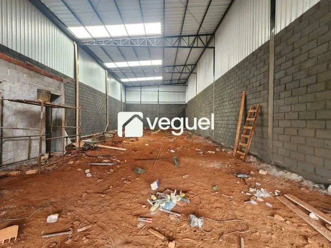 Galpão Comercial com 250m² para alugar próximo avenida Barão do Bananal , Ribeirão Preto/S
